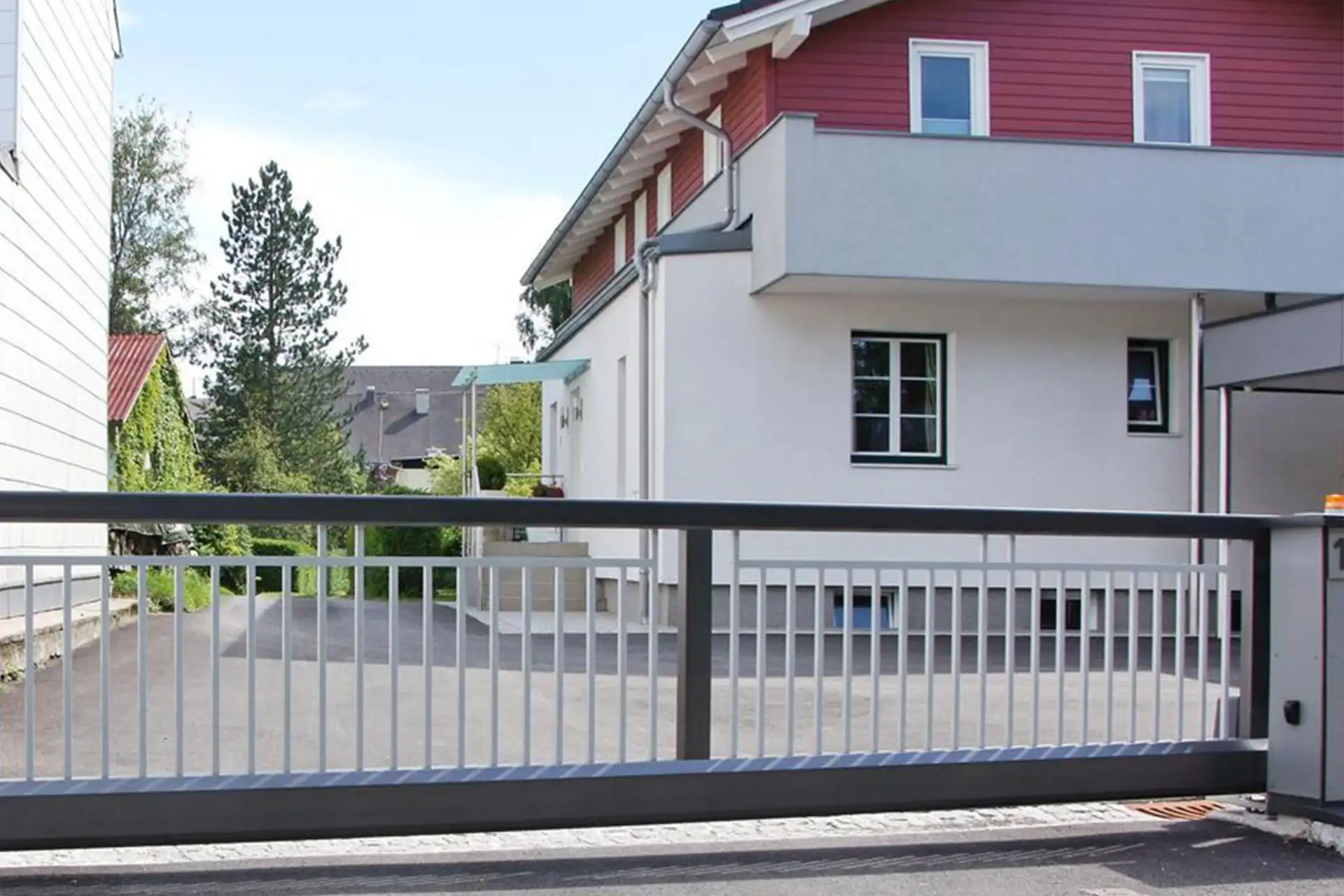 1010-Schiebetor_Decor-Stab-1